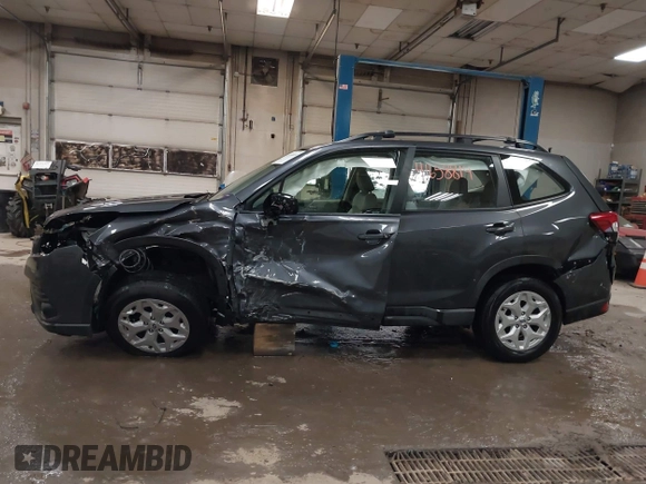 2022 Subaru Forester with VIN JF2SKACC1NH517798, listed as a IAAI auction lot 41658814 with 19,588 mi miles and . Bid and sale history available at DreamBid. Image 15.