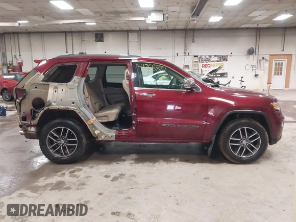 2018 Jeep Grand Cherokee Limited with VIN 1C4RJFBGXJC103685, listed as a IAAI auction lot 41758872 with 61,514 mi miles and . Bid and sale history available at DreamBid. Image 14.