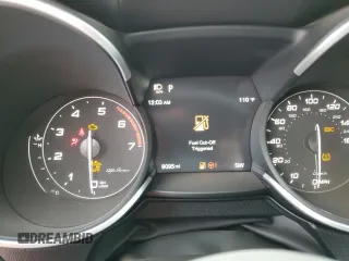 2022 Alfa Romeo Stelvio Veloce z VIN ZASPAKBNXN7D24109, wystawiony jako Copart lot #61717184 z przebiegiem 9 095 mil mil oraz Szkoda całkowita • Salvage title. Historia ofert i sprzedaży dostępna na DreamBid. Obrazek 9.