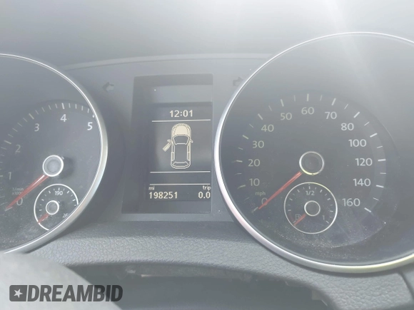 2013 Volkswagen Jetta SE with VIN 3VWPP7AJ5DM635466, listed as a IAAI auction lot 42501242 with 198,252 mi miles and . Bid and sale history available at DreamBid. Image 7.