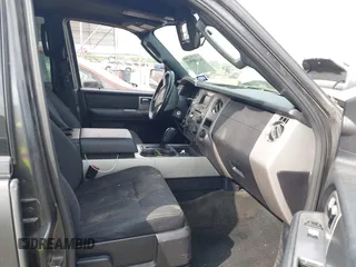 2017 Ford Expedition XLT z VIN 1FMJU1JT2HEA47953, wystawiony jako IAAI lot #41948593 z przebiegiem 214 414 mil mil oraz . Historia ofert i sprzedaży dostępna na DreamBid. Obrazek 5.
