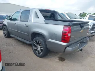 2008 Chevrolet Avalanche 3LT z VIN 3GNEC12098G178598, wystawiony jako IAAI lot #42169200 z przebiegiem 285 807 mil mil oraz . Historia ofert i sprzedaży dostępna na DreamBid. Obrazek 3.
