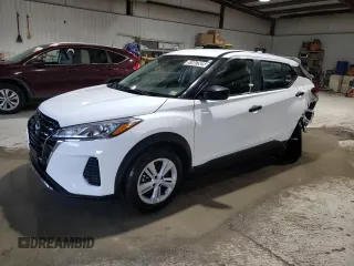 2024 Nissan Kicks S with VIN 3N1CP5BV2RL527703, listed as a Copart auction lot 51947525 with 10,981 mi miles and Salvage Title. Bid and sale history available at carsss.com. Image 1.