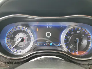 2019 Chrysler 300 Limited with VIN 2C3CCAKG9KH560364, listed as a Copart auction lot 80440934 with 81,213 mi miles and Salvage Title. Bid and sale history available at carsss.com. Image 9.