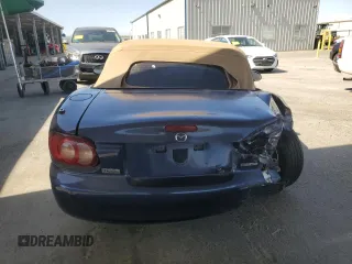 2002 Mazda MX-5 Miata Cloth z VIN JM1NB353220222868, wystawiony jako Copart lot #59944345 z przebiegiem 159 595 mil mil oraz Szkoda całkowita • Salvage title. Historia ofert i sprzedaży dostępna na DreamBid. Obrazek 10.