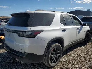 2020 Chevrolet Traverse Premier with VIN 1GNEVKKW0LJ279251, listed as a Copart auction lot 67841124 with 71,782 mi miles and Salvage Title. Bid and sale history available at carsss.com. Image 3.