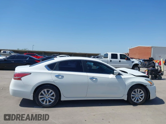 2015 Nissan Altima S z VIN 1N4AL3AP4FN872272, wystawiony jako IAAI lot #41982118 z przebiegiem 106 907 mil mil oraz . Historia ofert i sprzedaży dostępna na DreamBid. Obrazek 12.