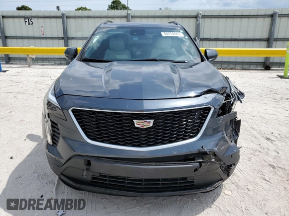 2020 Cadillac XT4 FWD Sport z VIN 1GYFZER49LF054184, wystawiony jako Copart lot #50274585 z przebiegiem 28 341 mil mil oraz Szkoda całkowita • Salvage title. Historia ofert i sprzedaży dostępna na DreamBid. Obrazek 5.