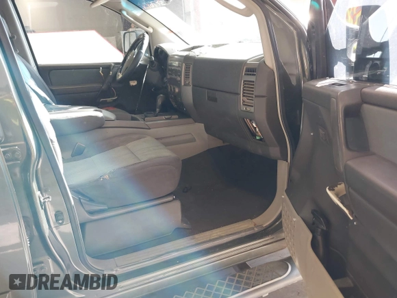 2004 Nissan Titan LE with VIN 1N6AA07A74N524414, listed as a IAAI auction lot 39769313 with 299,250 mi miles and . Bid and sale history available at DreamBid. Image 5.