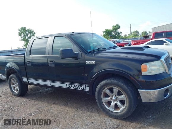 2007 Ford F-150 XLT z VIN 1FTPW12V77KA45172, wystawiony jako IAAI lot #42603092 z przebiegiem 101 887 mil mil oraz . Historia ofert i sprzedaży dostępna na DreamBid. Obrazek 13.