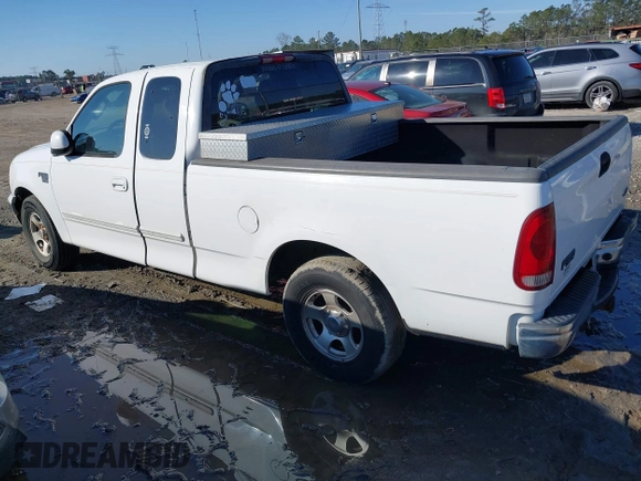 2003 Ford F-150 XL with VIN 1FTRX17W93NB66494, listed as a IAAI auction lot 41451666 with 205,770 mi miles. Bid and sale history available at carsss.com. Image 3.