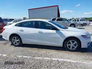 2016 Chevrolet Malibu LS z VIN 1G1ZB5ST5GF243762, wystawiony jako IAAI lot #42322879 z przebiegiem 172 926 mil mil oraz . Historia ofert i sprzedaży dostępna na DreamBid. Obrazek 13.