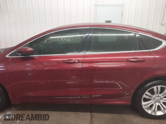 2015 Chrysler 200 Limited with VIN 1C3CCCAB0FN526585, listed as a IAAI auction lot 41558501 with 150,100 mi miles. Bid and sale history available at carsss.com. Image 13.