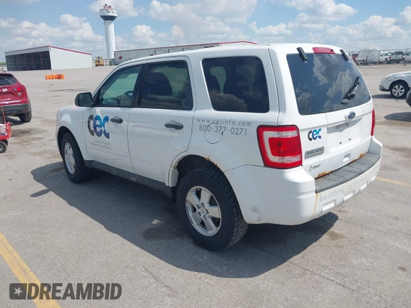 2011 Ford Escape XLS with VIN 1FMCU0C73BKB27886, listed as a IAAI auction lot 42259185 with 198,602 mi miles and . Bid and sale history available at DreamBid. Image 3.