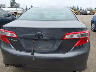 2013 Toyota Camry L with VIN 4T4BF1FK8DR335772, listed as a IAAI auction lot 41825342 with 125,001 mi miles. Bid and sale history available at carsss.com. Image 16.