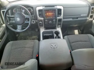 2016 Ram 1500 Big Horn z VIN 1C6RR6GT8GS119274, wystawiony jako Copart lot #57993025 z przebiegiem 111 033 mil mil oraz Szkoda całkowita • Salvage title. Historia ofert i sprzedaży dostępna na DreamBid. Obrazek 8.