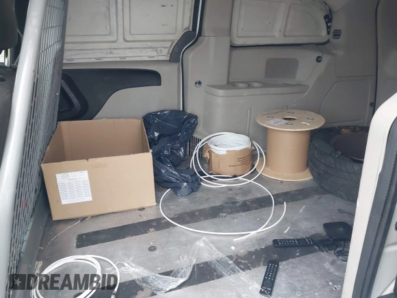 2013 Ram Cargo Van Tradesman with VIN 2C4JRGAG4DR813304, listed as a IAAI auction lot 42174186 with 150,280 mi miles and . Bid and sale history available at DreamBid. Image 8.