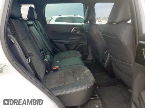 2023 Mitsubishi Outlander SE с VIN JA4J3UA80PZ018327, выставлен на аукционе Copart как лот 59672255 с пробегом 52 572 миль миль и Списание • Salvage title. История ставок и продаж доступна на DreamBid. Изображение 11.
