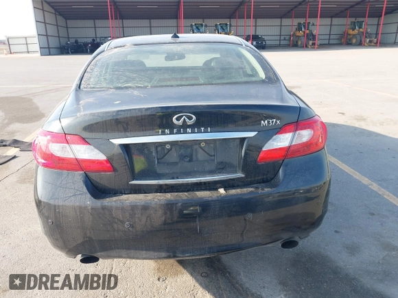 2013 Infiniti M with VIN JN1BY1AR3DM600436, listed as a IAAI auction lot 42031696 with 114,637 mi miles and . Bid and sale history available at DreamBid. Image 16.