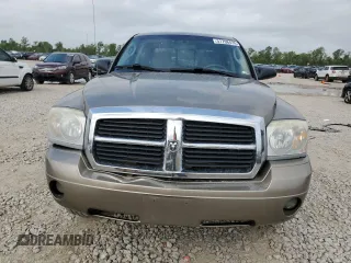 2007 Dodge Dakota SLT with VIN 1D7HE48K27S137317, listed as a Copart auction lot 51708435 with 120,707 mi miles and Salvage Title. Bid and sale history available at carsss.com. Image 5.
