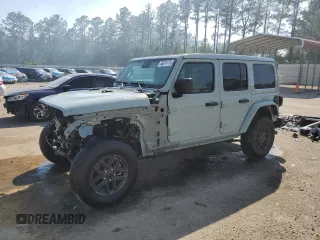 2024 Jeep Wrangler Sahara z VIN 1C4PJXEG2RW263319, wystawiony jako Copart lot #55074775 z przebiegiem 10 867 mil mil oraz Szkoda całkowita • Salvage title. Historia ofert i sprzedaży dostępna na DreamBid. Obrazek 1.