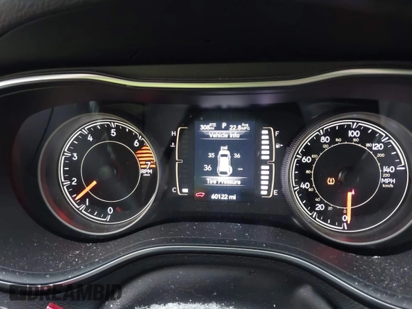 2019 Jeep Cherokee Latitude Plus with VIN 1C4PJMLB6KD389996, listed as a IAAI auction lot 41849419 with 60,122 mi miles. Bid and sale history available at carsss.com. Image 7.