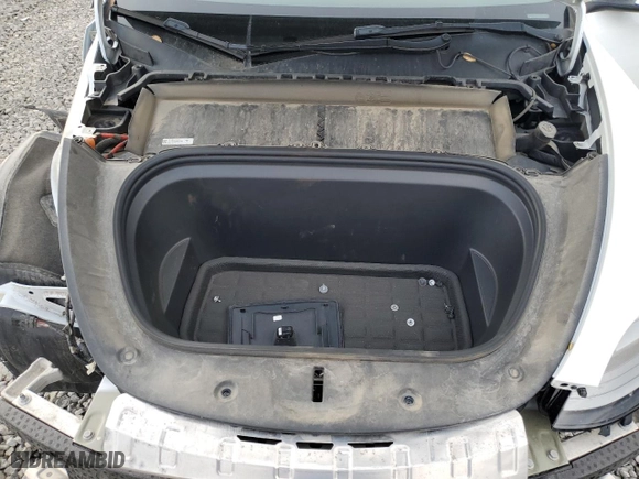 2022 Tesla Model Y Performance with VIN 7SAYGDEF8NF406073, listed as a Copart auction lot 80586784 with 47,476 mi miles and Salvage Title. Bid and sale history available at carsss.com. Image 11.