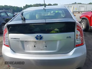 2015 Toyota Prius Four with VIN JTDKN3DU8F0474926, listed as a IAAI auction lot 42484473 with 261,539 mi miles and . Bid and sale history available at DreamBid. Image 17.