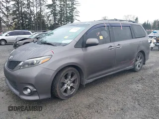 2017 Toyota Sienna SE with VIN 5TDXZ3DC0HS800493, listed as a IAAI auction lot 41946609 with Not Provided miles and . Bid and sale history available at DreamBid. Image 17.