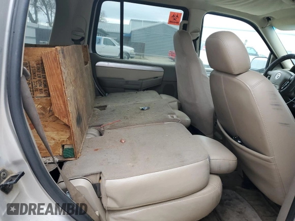 2003 Mercury Mountaineer Convenience z VIN 4M2ZU86K93UJ11852, wystawiony jako Copart lot #89218085 z przebiegiem 241 814 mil mil oraz Szkoda całkowita • Salvage title. Historia ofert i sprzedaży dostępna na DreamBid. Obrazek 11.