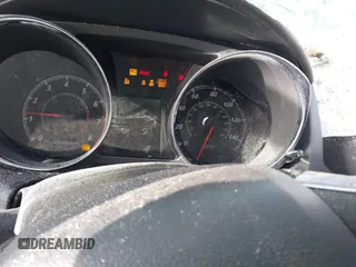 2021 Mitsubishi Outlander ES z VIN JA4ARUAU5MU007604, wystawiony jako IAAI lot #42241086 z przebiegiem 471 mil mil oraz . Historia ofert i sprzedaży dostępna na DreamBid. Obrazek 7.