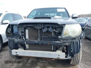 2011 Toyota Tacoma PreRunner with VIN 3TMJU4GN8BM123949, listed as a IAAI auction lot 41416665 with 152,885 mi miles and . Bid and sale history available at DreamBid. Image 6.