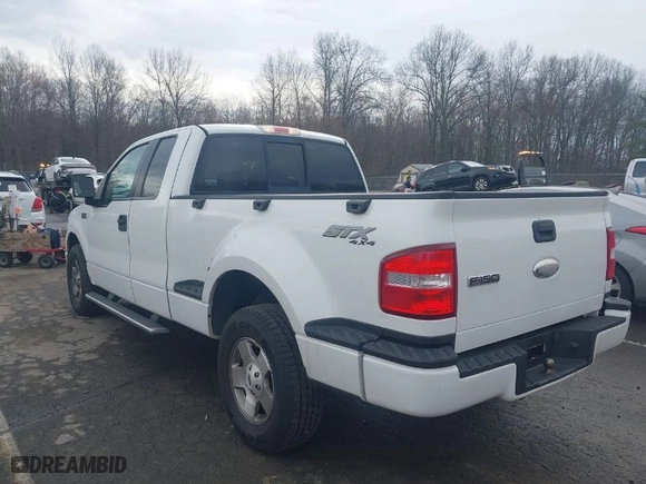 2006 Ford F-150 STX with VIN 1FTRX04W76KB03222, listed as a IAAI auction lot 41970229 with 140,642 mi miles. Bid and sale history available at carsss.com. Image 3.