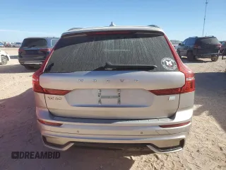 2024 Volvo XC60 Recharge Plug-In Hybrid Plus Dark Theme with VIN YV4H60DL1R1872052, listed as a Copart auction lot 85771494 with 9,252 mi miles and Salvage Title. Bid and sale history available at carsss.com. Image 6.