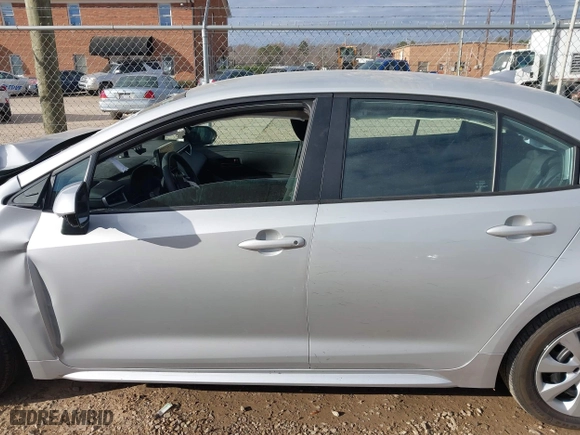 2023 Toyota Corolla LE with VIN 5YFB4MDE4PP058865, listed as a IAAI auction lot 41130658 with 47,264 mi miles. Bid and sale history available at carsss.com. Image 15.