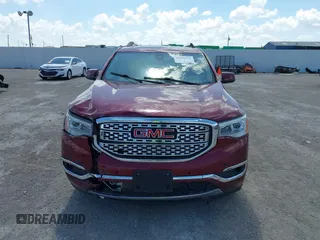 2017 GMC Acadia Denali with VIN 1GKKNPLS3HZ199573, listed as a IAAI auction lot 42092475 with 117,424 mi miles. Bid and sale history available at carsss.com. Image 13.