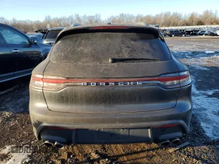 2022 Porsche Macan S z VIN WP1AG2A57NLB20467, wystawiony jako Copart lot #42649085 z przebiegiem Nie podano mil oraz Czysty tytuł • Clean title. Historia ofert i sprzedaży dostępna na DreamBid. Obrazek 6.
