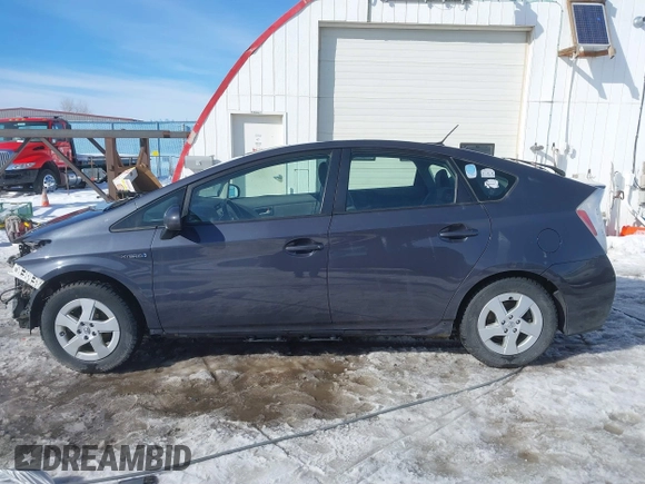 2011 Toyota Prius I with VIN JTDKN3DU4B0266777, listed as a IAAI auction lot 41577700 with 178,838 mi miles. Bid and sale history available at carsss.com. Image 15.