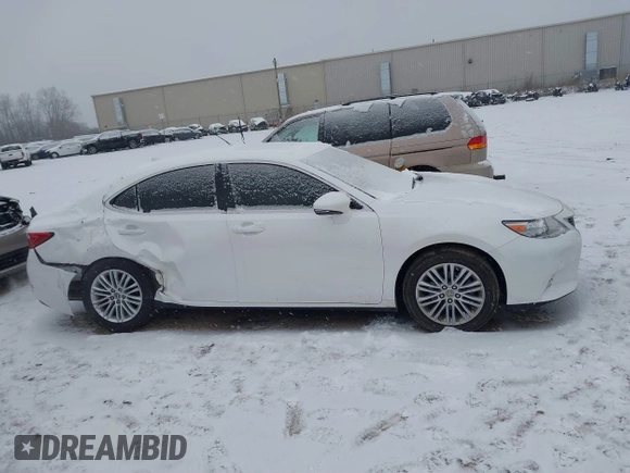 2015 Lexus ES with VIN JTHBK1GG1F2193282, listed as a IAAI auction lot 41238440 with 66,433 mi miles. Bid and sale history available at carsss.com. Image 13.