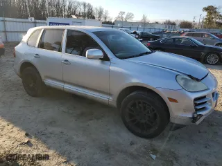 2008 Porsche Cayenne with VIN WP1AA29P88LA00687, listed as a Copart auction lot 48261535 with 212,088 mi miles and Salvage Title. Bid and sale history available at carsss.com. Image 4.