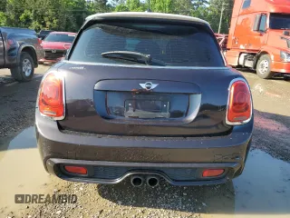 2016 MINI Hardtop 4 Door S z VIN WMWXU3C52G2B67552, wystawiony jako Copart lot #55983245 z przebiegiem 85 180 mil mil oraz Szkody całkowita. Historia ofert i sprzedaży dostępna na DreamBid. Obrazek 6.