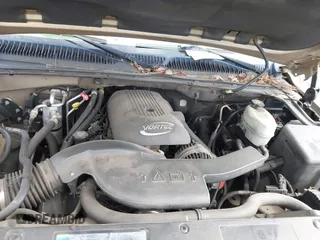 2006 Chevrolet Tahoe LS with VIN 1GNEC13V96J138205, listed as a IAAI auction lot 41746874 with 303,126 mi miles. Bid and sale history available at carsss.com. Image 10.