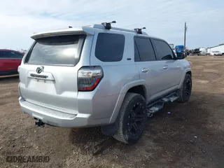 2018 Toyota 4Runner SR5 with VIN JTEZU5JR8J5180205, listed as a IAAI auction lot 41343446 with 83,520 mi miles. Bid and sale history available at carsss.com. Image 4.
