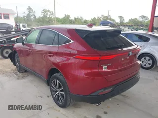 2022 Toyota Venza LE with VIN JTEAAAAH3NJ105740, listed as a IAAI auction lot 41751158 with 31,353 mi miles. Bid and sale history available at carsss.com. Image 3.