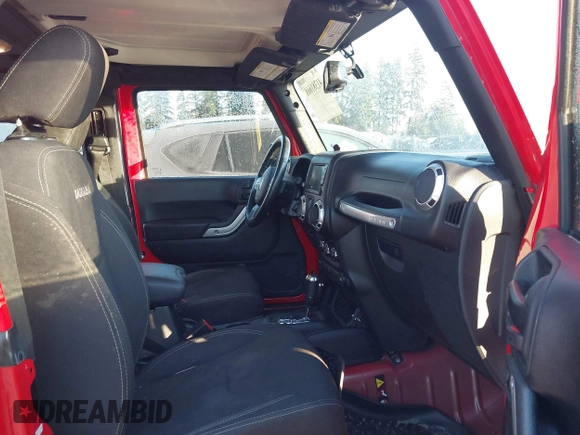 2018 Jeep Wrangler Sahara z VIN 1C4AJWBG2JL936412, wystawiony jako IAAI lot #41381668 z przebiegiem 82 535 mil mil oraz . Historia ofert i sprzedaży dostępna na DreamBid. Obrazek 5.