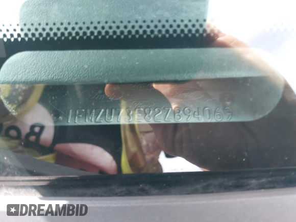 2002 Ford Explorer XLT с VIN 1FMZU73E82ZB94069, выставлен на аукционе IAAI как лот 42525853 с пробегом 143 036 миль миль и . История ставок и продаж доступна на DreamBid. Изображение 9.