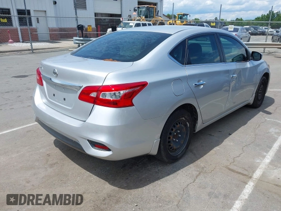 2018 Nissan Sentra SR with VIN 3N1AB7AP2JY234041, listed as a IAAI auction lot 42060438 with 133,628 mi miles and . Bid and sale history available at DreamBid. Image 4.
