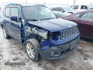 2017 Jeep Renegade Latitude with VIN ZACCJBBB4HPG10655, listed as a IAAI auction lot 41660630 with 118,072 mi miles. Bid and sale history available at carsss.com. Image 6.