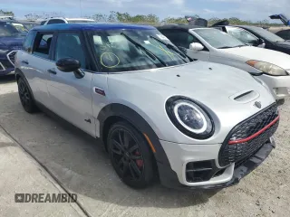 2023 MINI Clubman John Cooper Works with VIN WMWJZ9C06P2S78410, listed as a Copart auction lot 75642174 with 0 mi miles and Non Repairable. Bid and sale history available at carsss.com. Image 4.