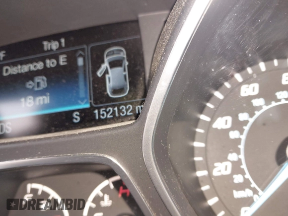 2013 Ford Escape Titanium with VIN 1FMCU0J96DUD85315, listed as a IAAI auction lot 41934204 with 152,132 mi miles and . Bid and sale history available at carsss.com. Image 15.